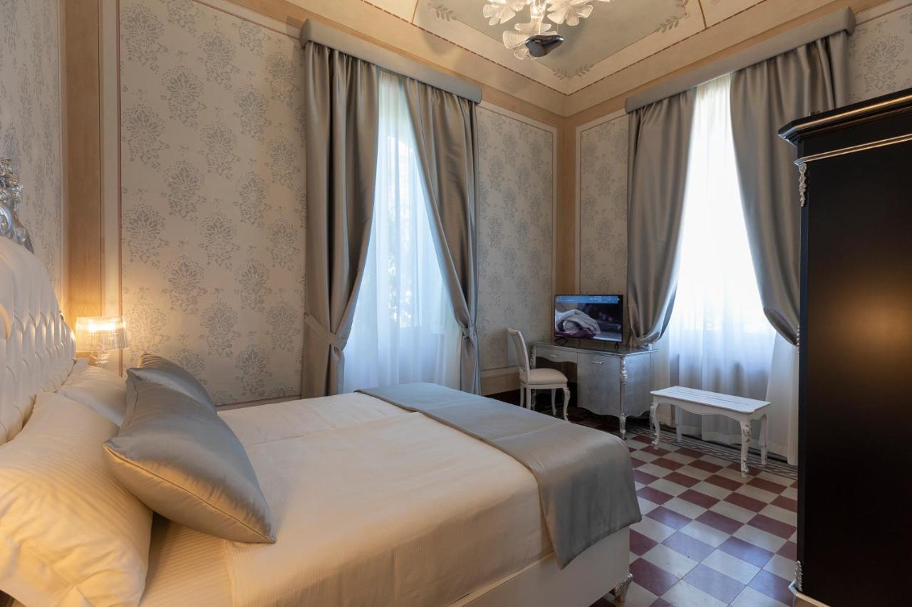 Luxury Liberty House Hotel Alghero Ngoại thất bức ảnh